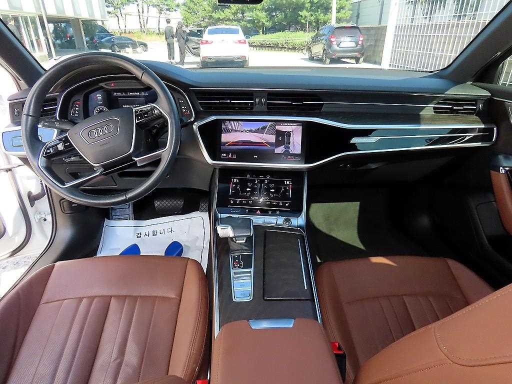 아우디 A6 A6 (C8) 45 TFSI 콰트로 프리미엄 이미지 7