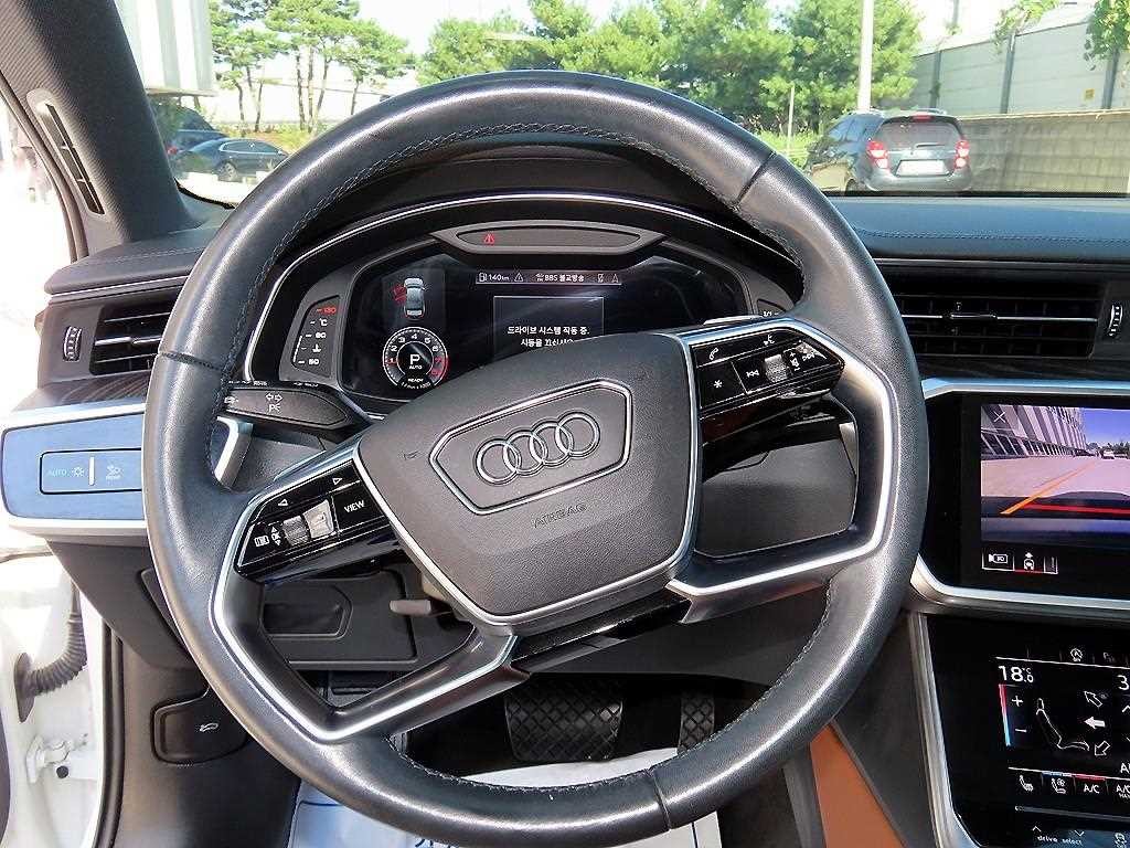 아우디 A6 A6 (C8) 45 TFSI 콰트로 프리미엄 이미지 8