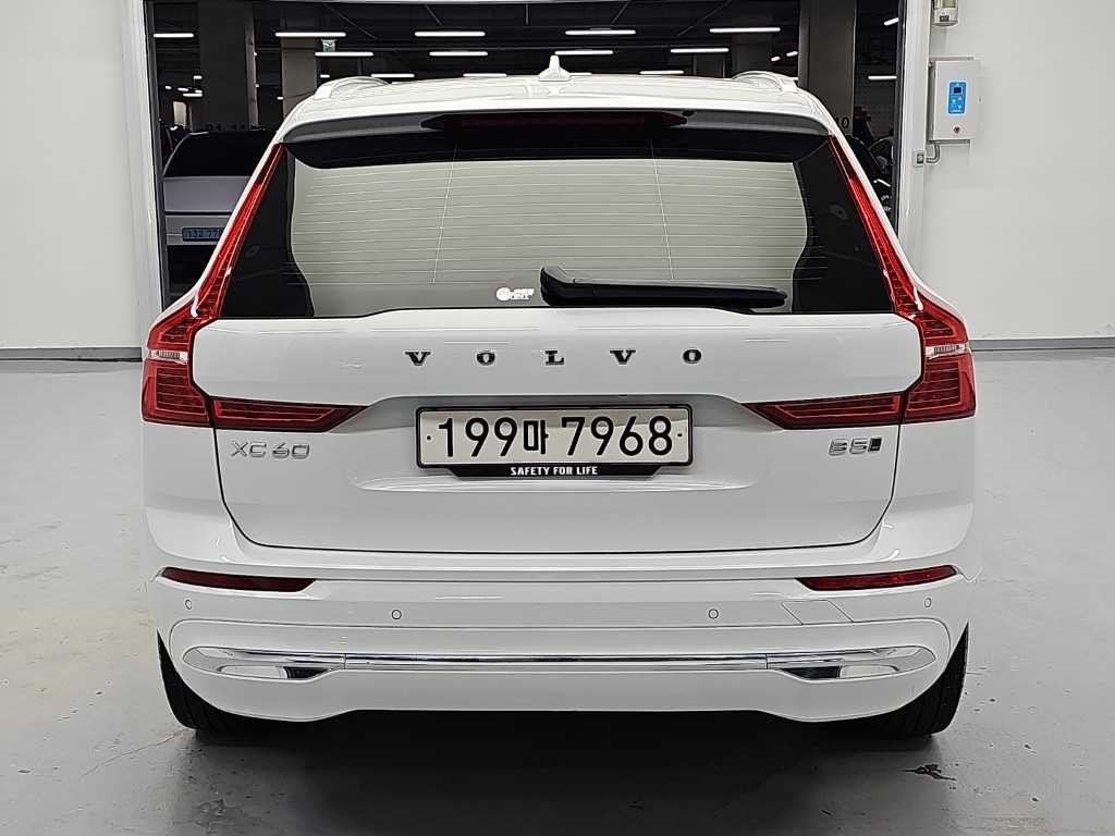 볼보 XC60 XC60(2세대) B5 AWD 플러스 브라이트 이미지 3
