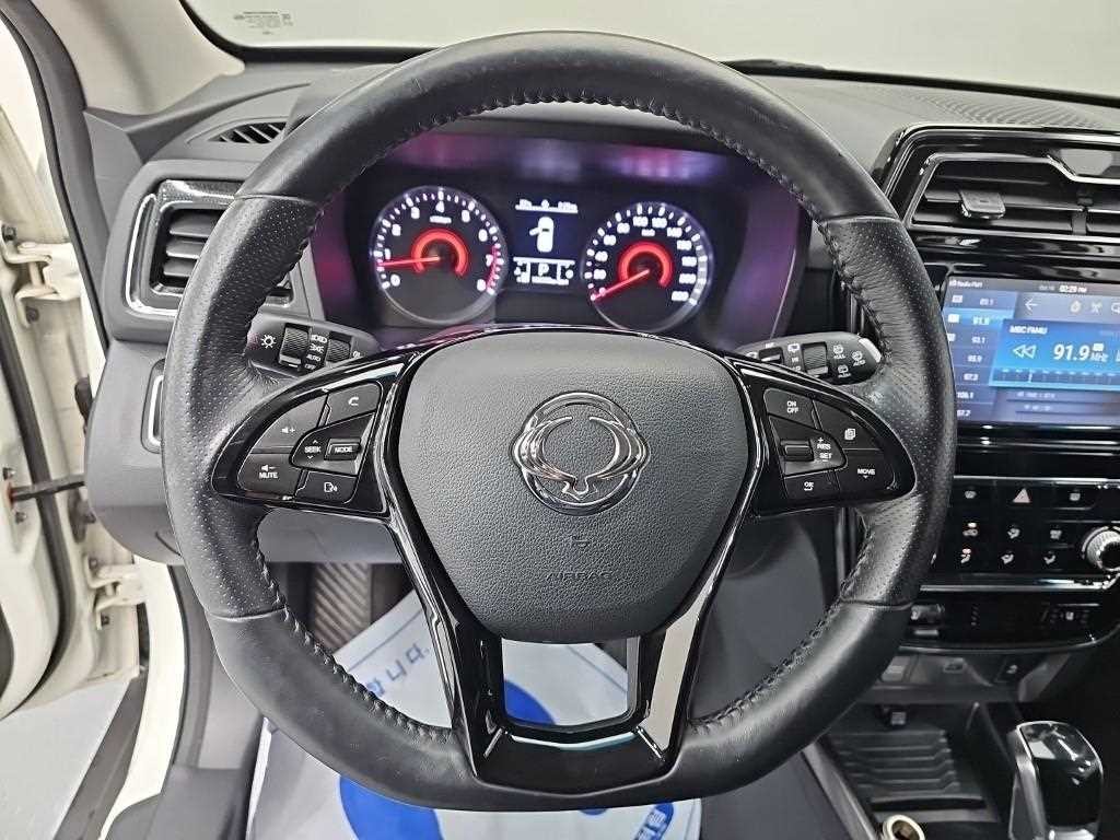 KG모빌리티(쌍용) 티볼리 베리 뉴 티볼리 2WD 가솔린 1.5 V3 이미지 9