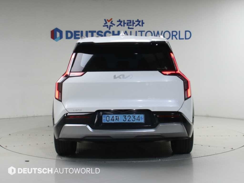 기아 EV9 롱레인지 2WD 어스 이미지 4