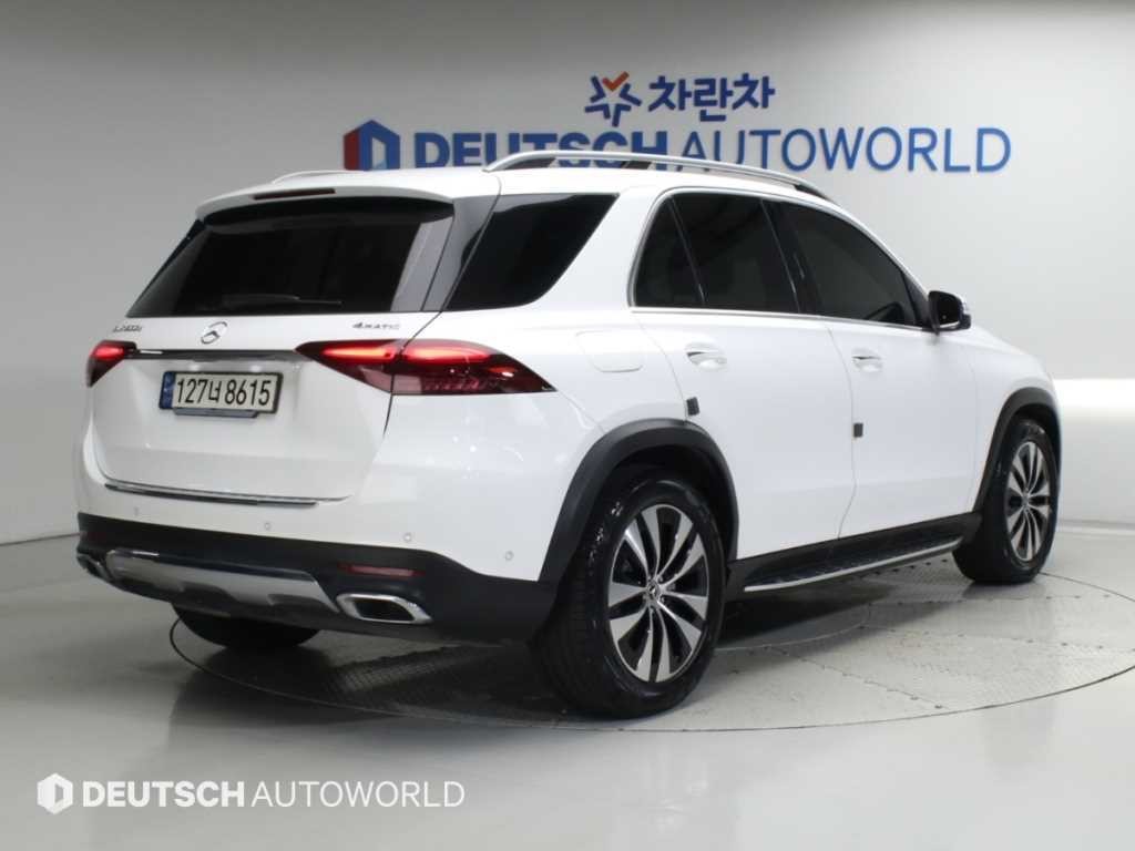 벤츠 GLE 클래스 GLE 클래스 W167 GLE 300d 4MATIC 이미지 2
