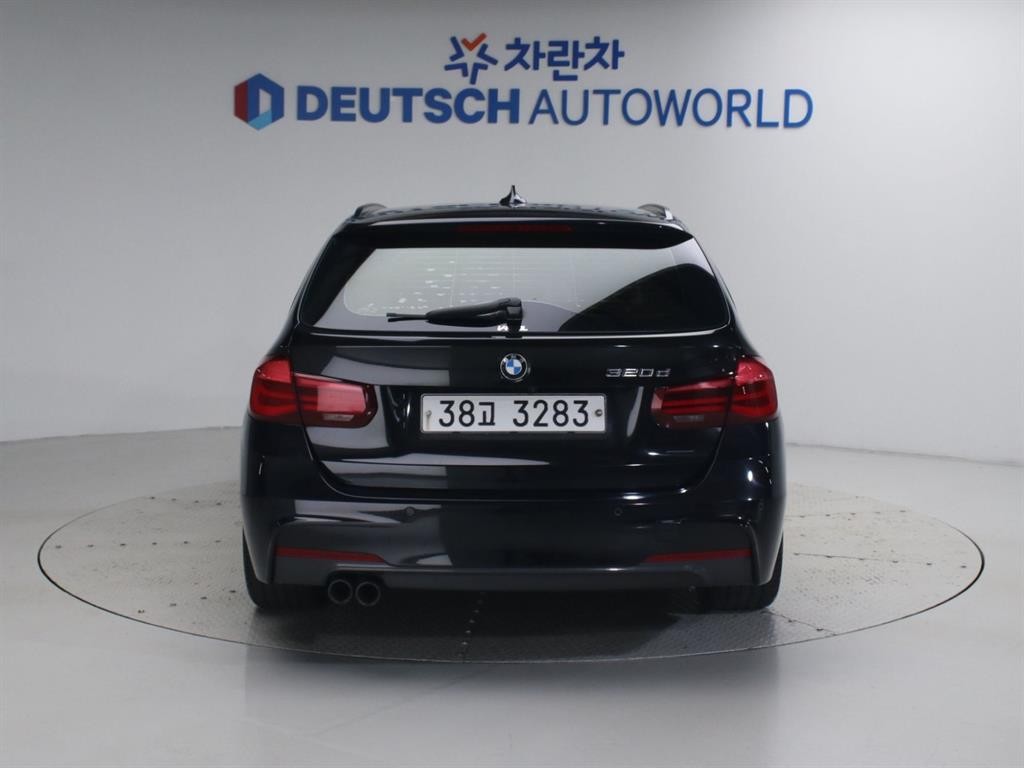 BMW 3시리즈 3시리즈 (F30) 320d 투어링 M 스포츠 쉐도우 이미지 3