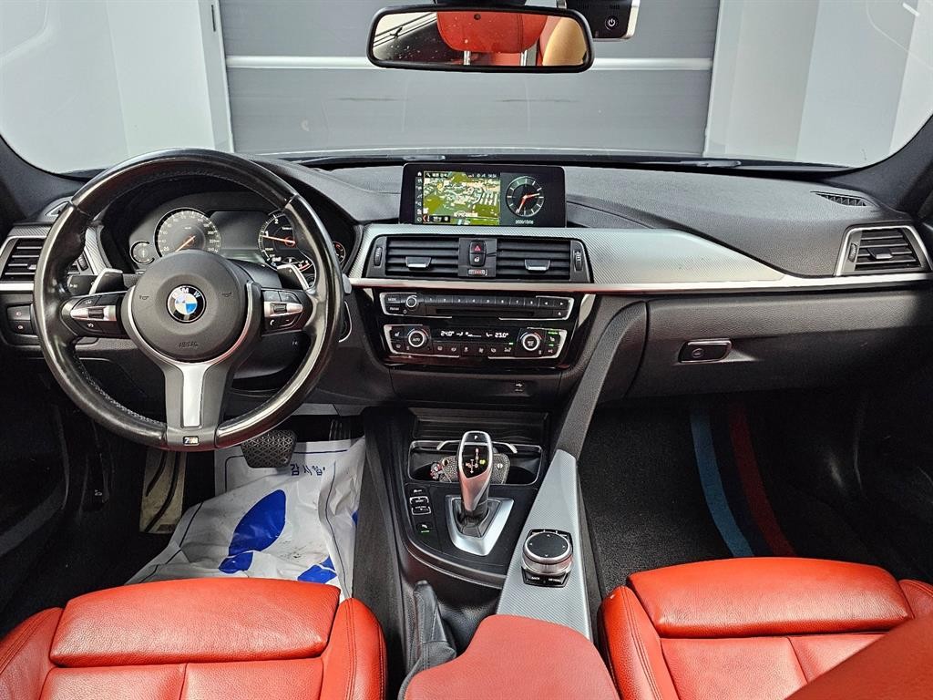 BMW 3시리즈 3시리즈 (F30) 320d 투어링 M 스포츠 쉐도우 이미지 6
