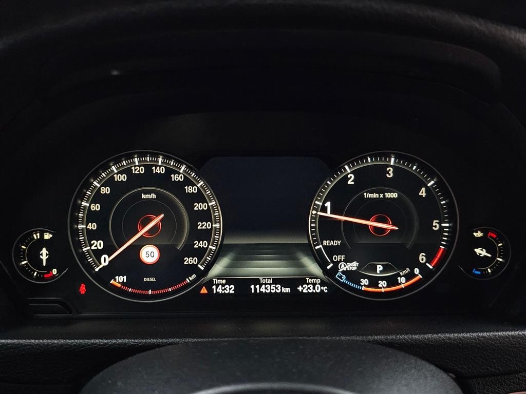 BMW 3시리즈 3시리즈 (F30) 320d 투어링 M 스포츠 쉐도우 이미지 7