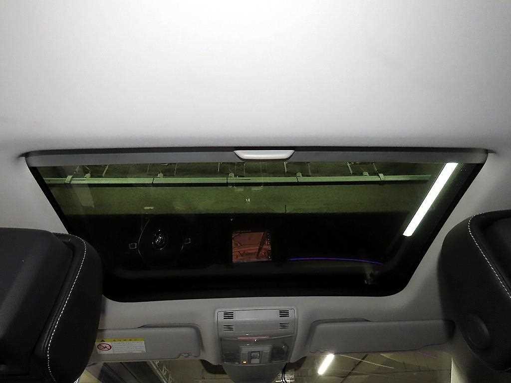 폭스바겐 아테온 2.0 TDI 엘레강스 프레스티지 이미지 16