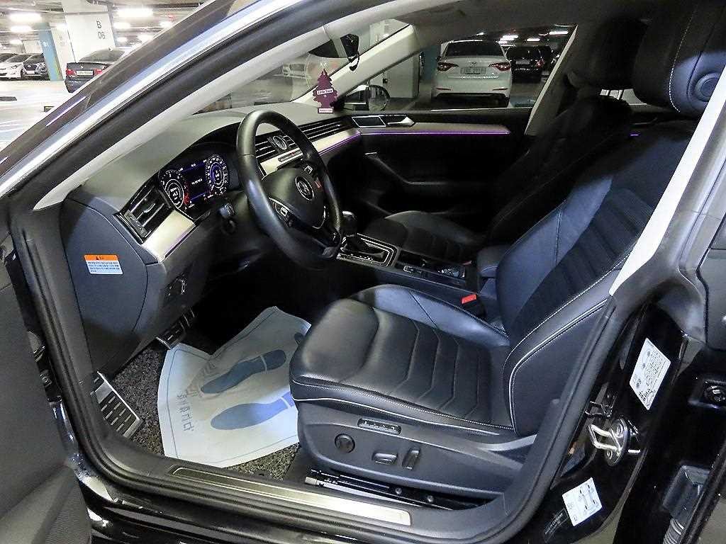 폭스바겐 아테온 2.0 TDI 엘레강스 프레스티지 이미지 6