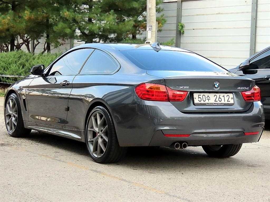 BMW 4시리즈 4시리즈 (F32) 420d 쿠페 M 스포츠 이미지 3