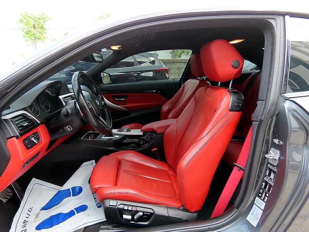 BMW 4시리즈 4시리즈 (F32) 420d 쿠페 M 스포츠 이미지 5