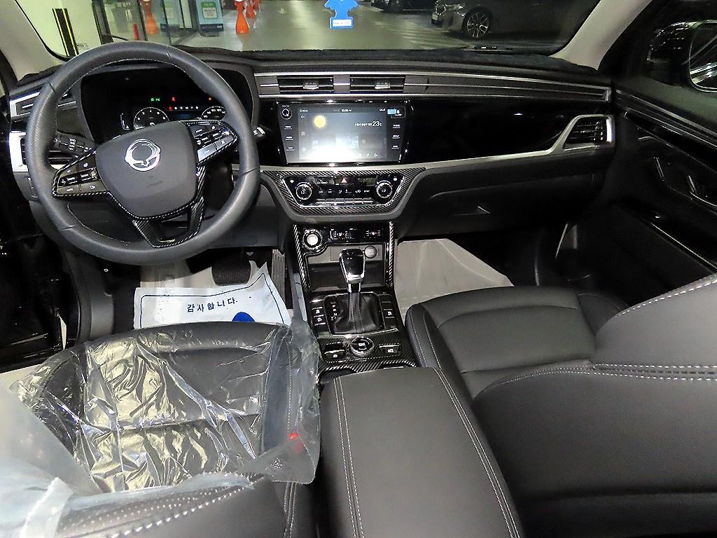 KG모빌리티(쌍용) 코란도 뷰티풀코란도 2WD 가솔린 1.5 C5 이미지 10