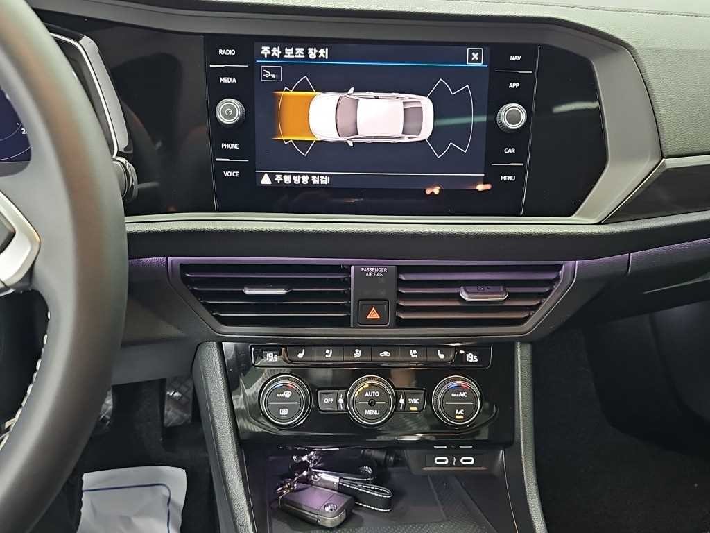 폭스바겐 제타 올 뉴 제타 1.5 TSI 프레스티지 이미지 11