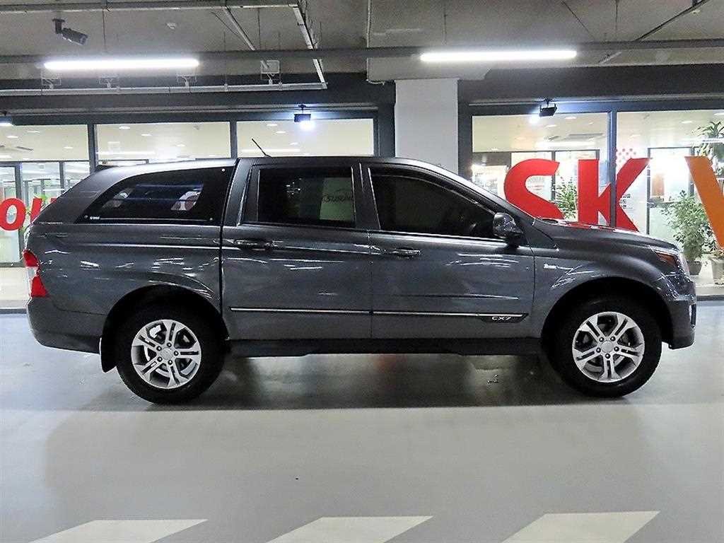 KG모빌리티(쌍용) 코란도 코란도스포츠 디젤 4WD CX7 패션 이미지 3