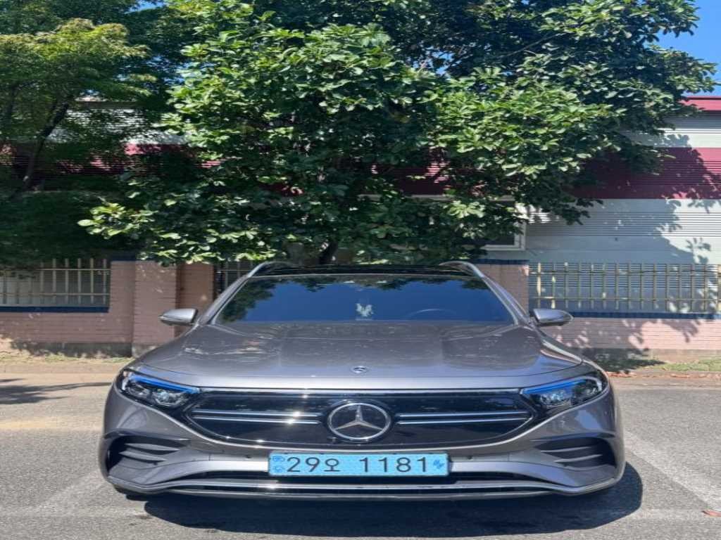벤츠 EQB EQB (X243) EQB 300 4MATIC AMG 라인 이미지 1