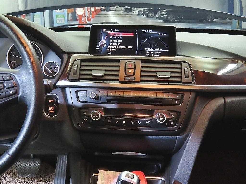 BMW 그란투리스모 3시리즈 GT (F34) GT 320D 이미지 11