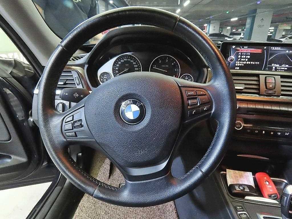BMW 그란투리스모 3시리즈 GT (F34) GT 320D 이미지 8