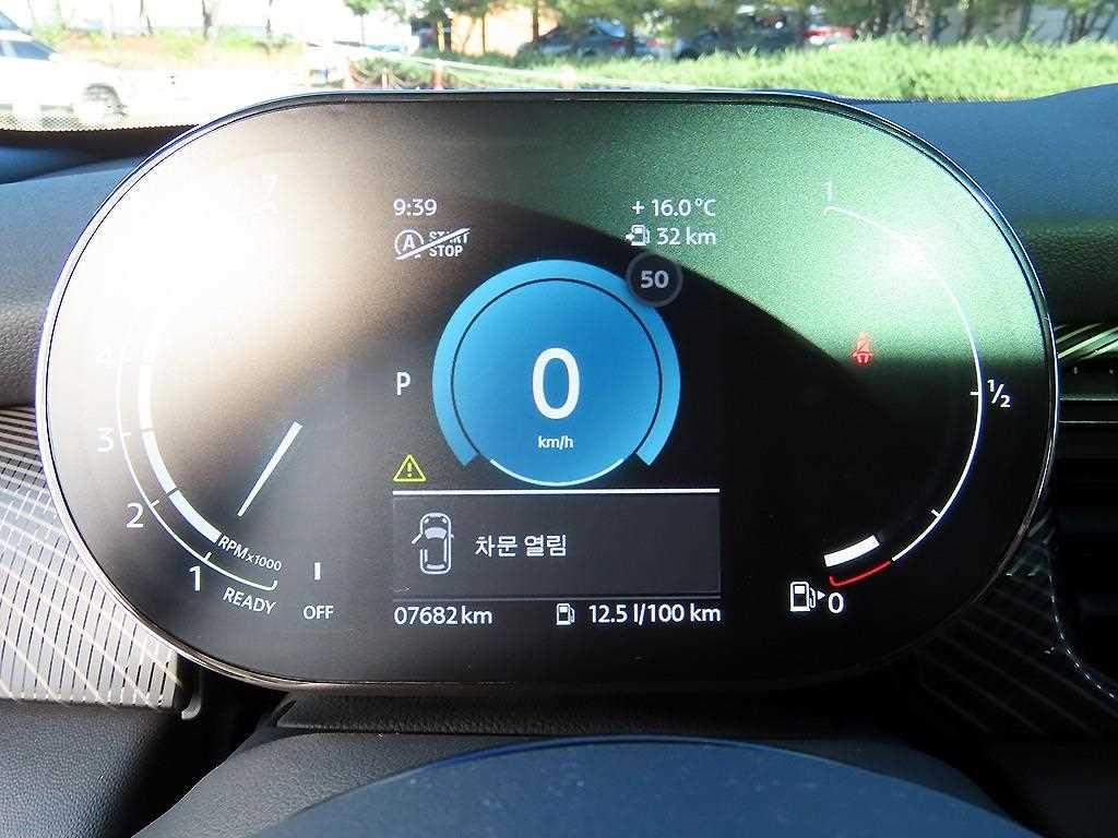미니 쿠퍼 5도어 클래식 3세대 이미지 9