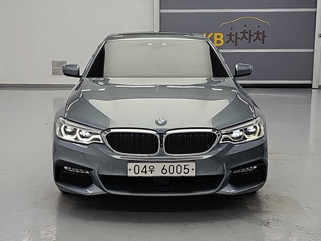 BMW 5시리즈 5시리즈 (G30) 530i M 스포츠 플러스 이미지 2
