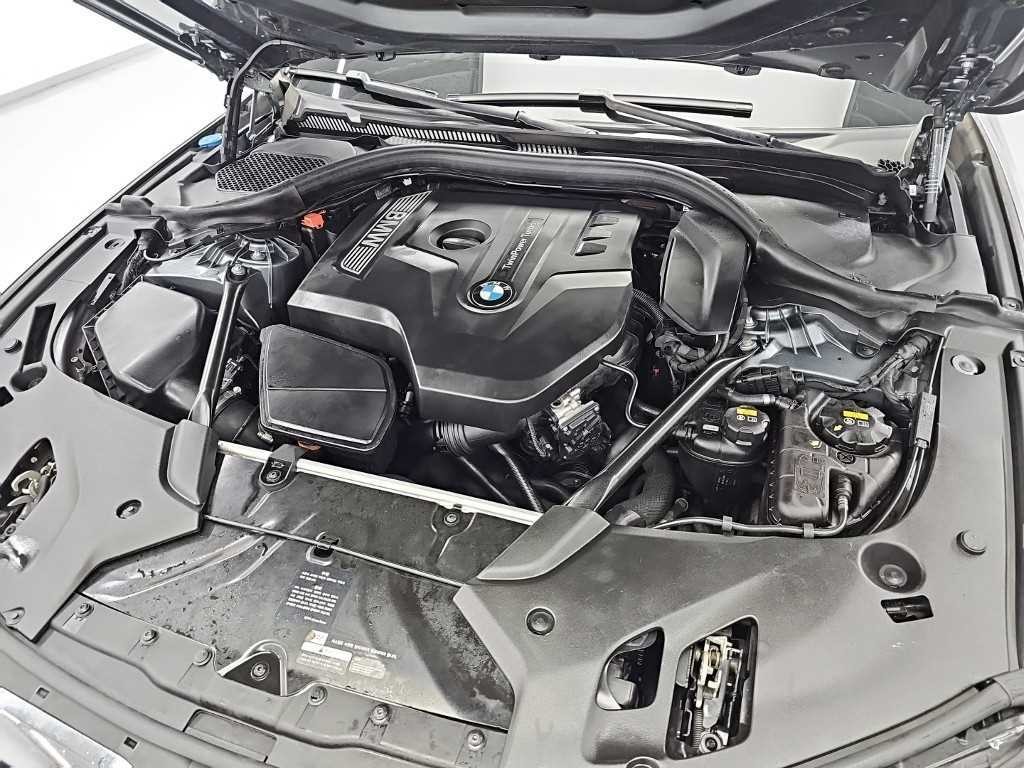 BMW 5시리즈 5시리즈 (G30) 530i M 스포츠 플러스 이미지 5