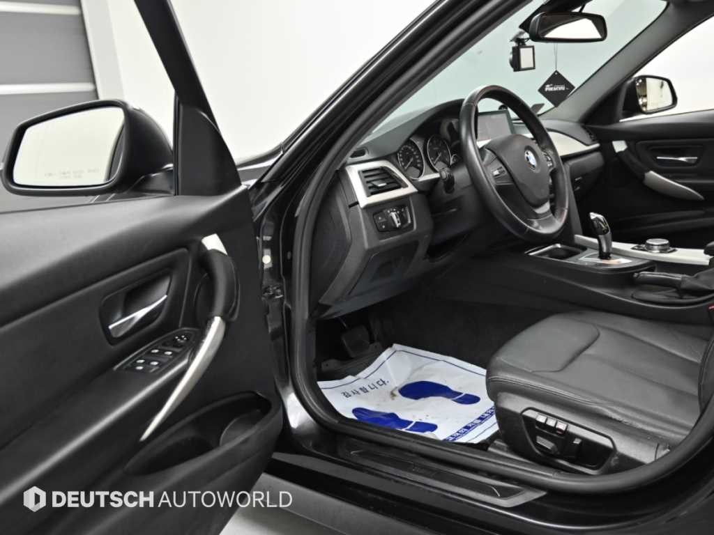 BMW 3시리즈 3시리즈 (F30) 320d ED에디션 이미지 11