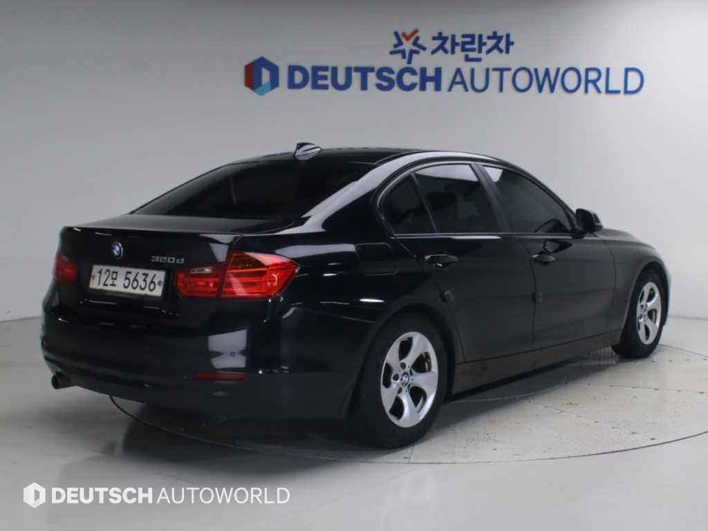 BMW 3시리즈 3시리즈 (F30) 320d ED에디션 이미지 2