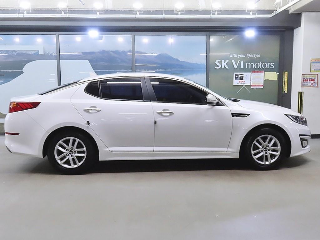 기아 K5 더 뉴 K5 2.0 럭셔리 이미지 3