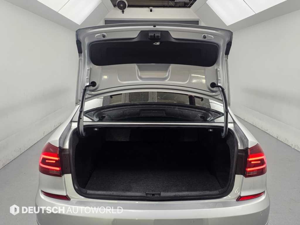 폭스바겐 파사트 더 뉴 파사트 2.0 TSI 이미지 19