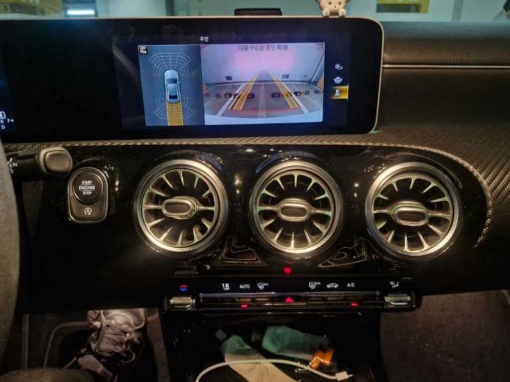벤츠 A 클래스 A클래스 W177 A220 세단 이미지 7