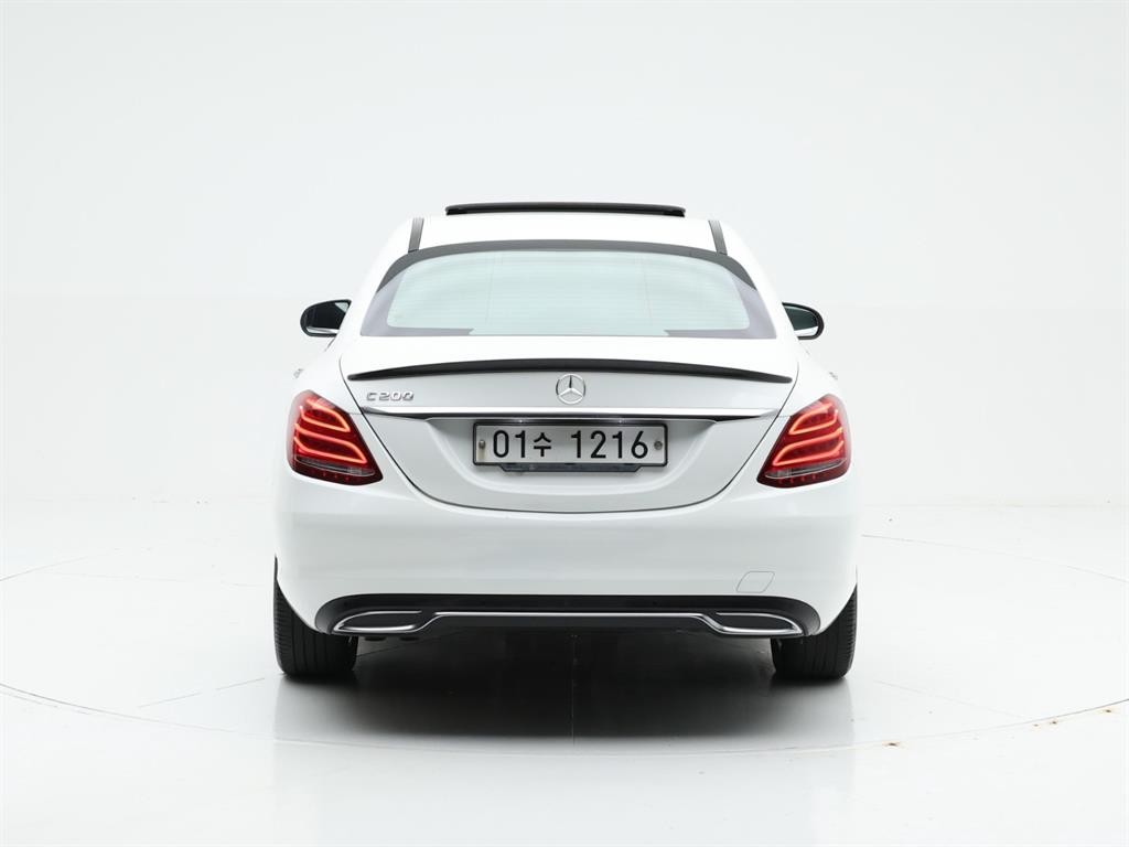 벤츠 C 클래스 C클래스 W205 C200 아방가르드 이미지 5