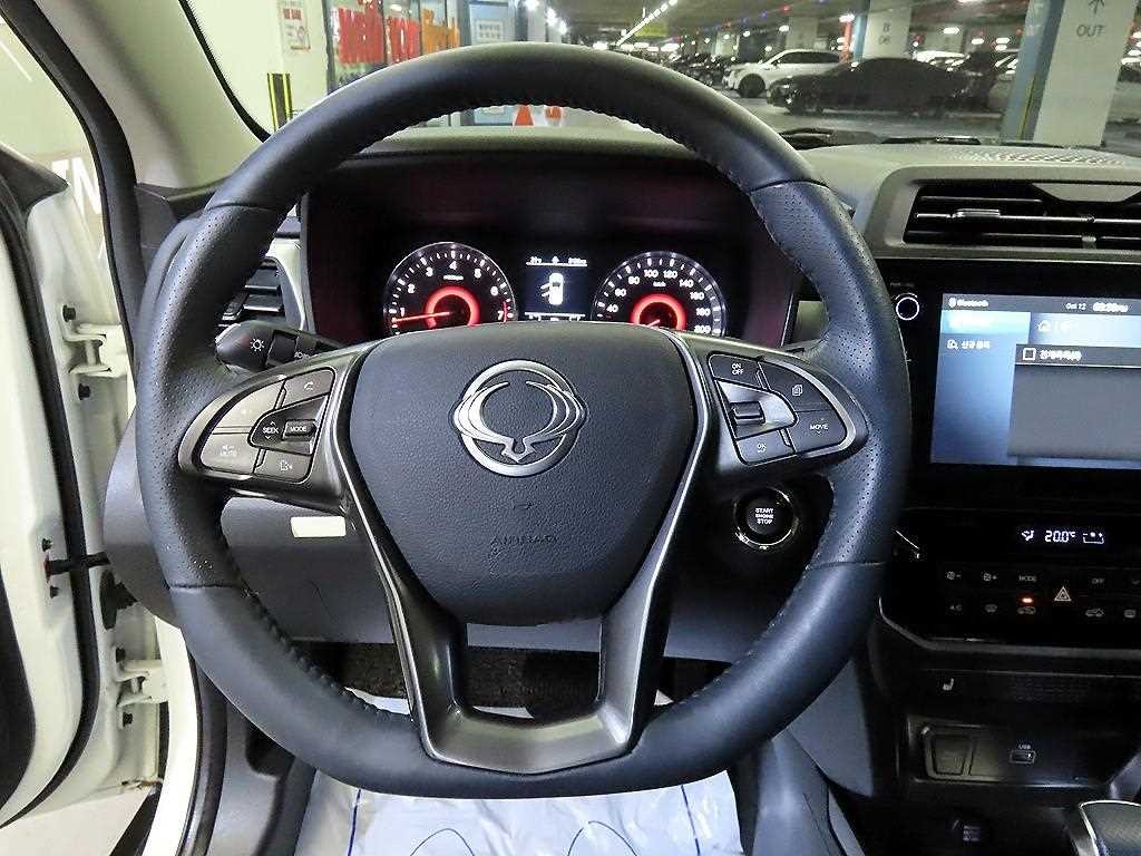 KG모빌리티(쌍용) 티볼리 더 뉴 티볼리 2WD 가솔린 1.6 V1 이미지 8