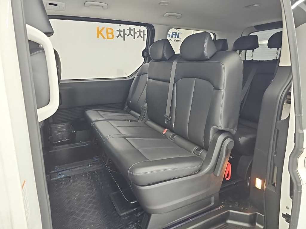 현대 스타리아 2WD 디젤 투어러 모던 9인승 이미지 12