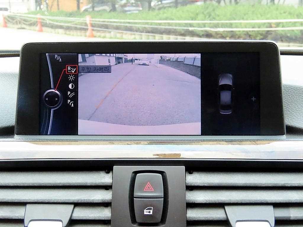 BMW 3시리즈 3시리즈 (F30) 320i 이미지 15