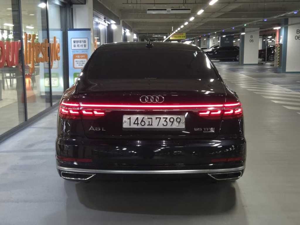 아우디 A8 A8 (D5) 55 TFSI 콰트로 LWB 이미지 5
