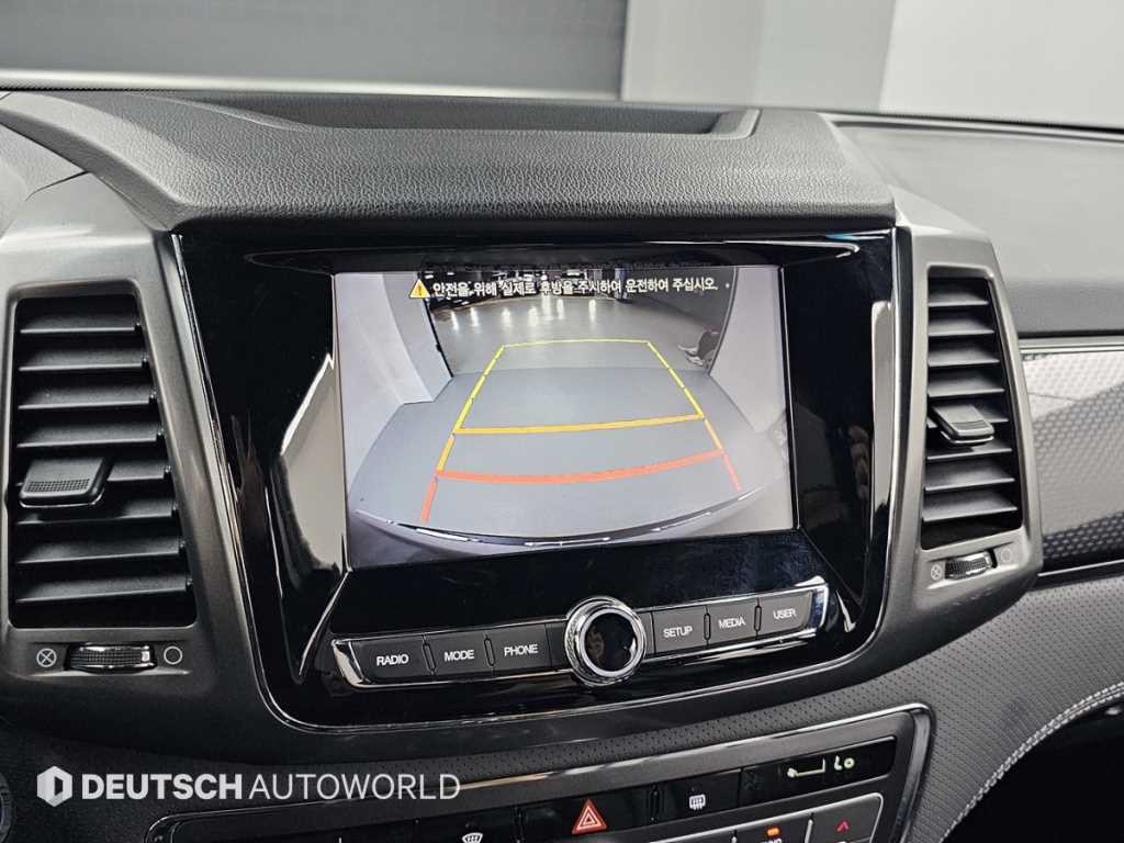 KG모빌리티(쌍용) 렉스턴 더 뉴 렉스턴 스포츠 디젤 2.2 4WD 프레스티지 이미지 15