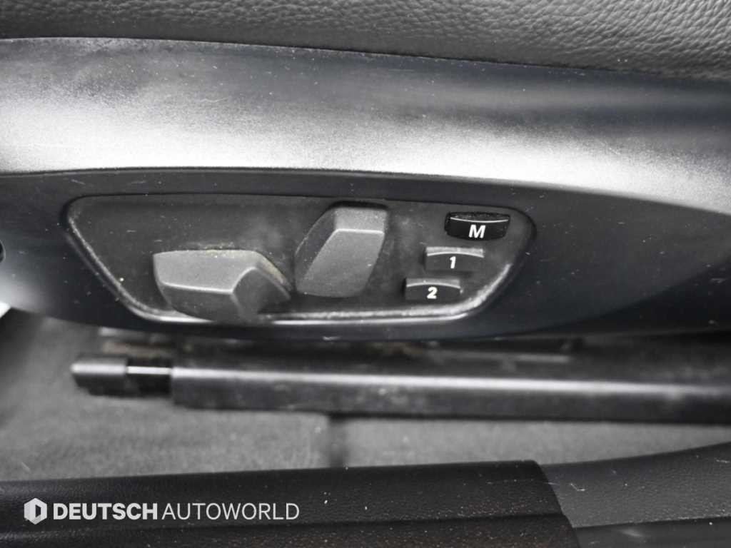 BMW 3시리즈 3시리즈 (E90) 320d 세단 내비 패키지 이미지 15