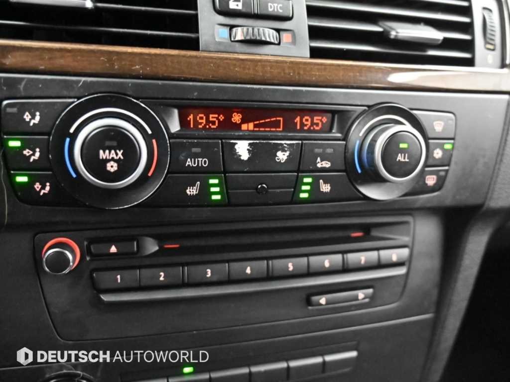 BMW 3시리즈 3시리즈 (E90) 320d 세단 내비 패키지 이미지 17