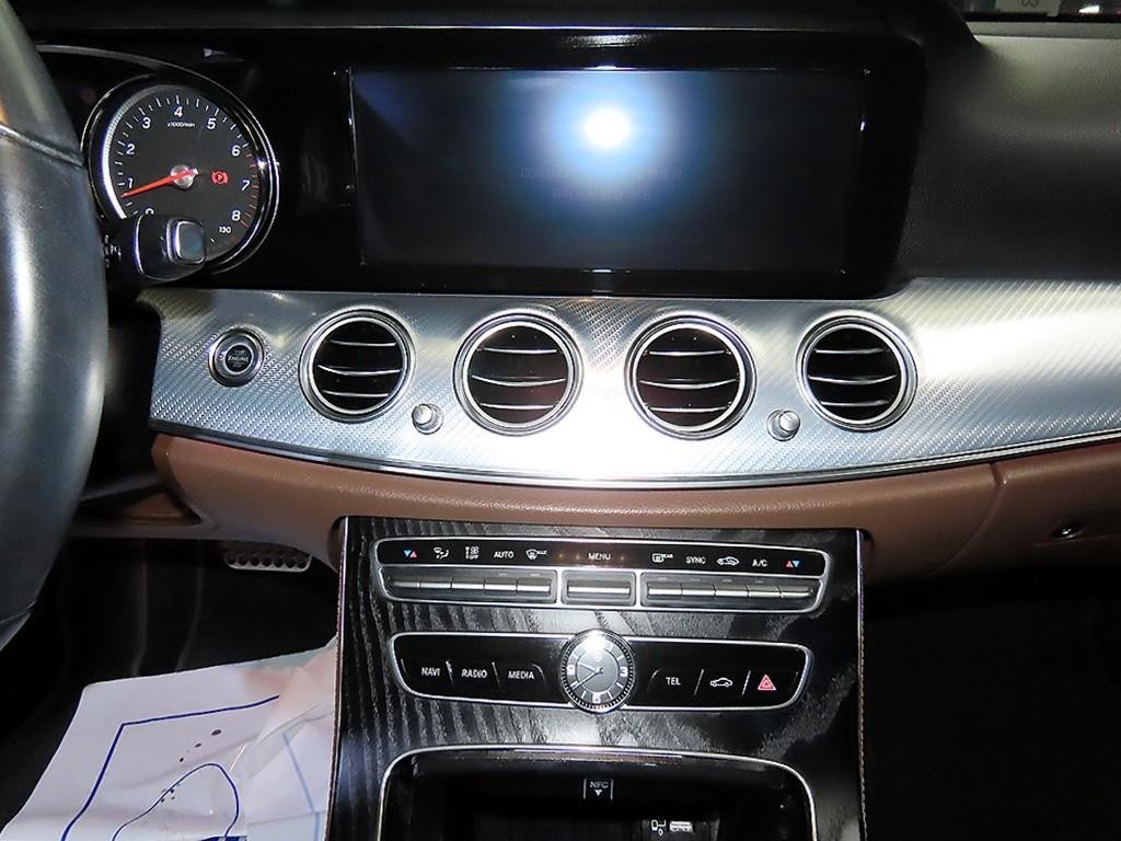 벤츠 E 클래스 E-클래스 W213 E250 아방가르드 이미지 11