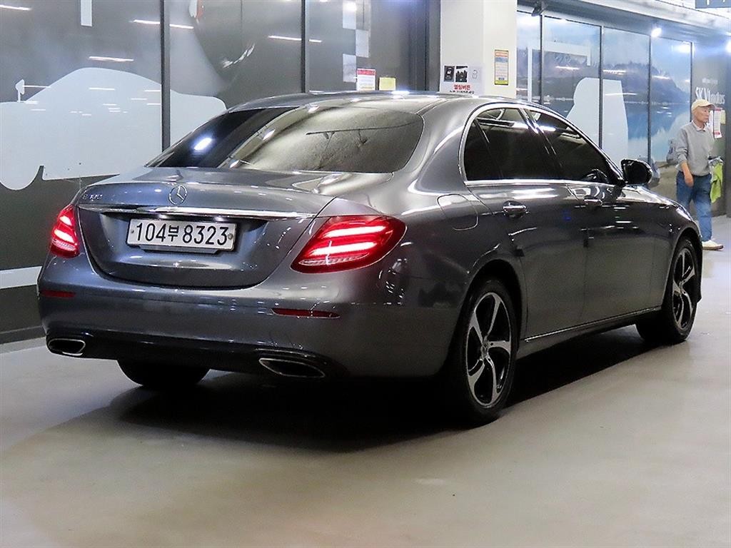 벤츠 E 클래스 E-클래스 W213 E250 아방가르드 이미지 4