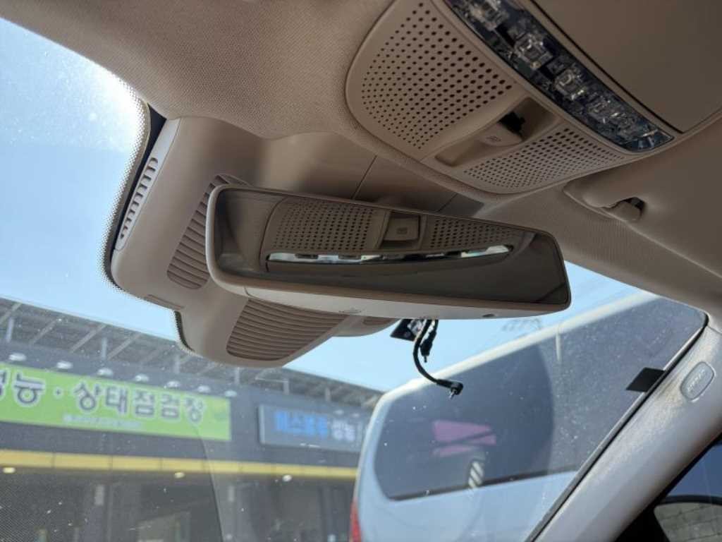벤츠 E 클래스 E-클래스 W213 E200 아방가르드 이미지 12