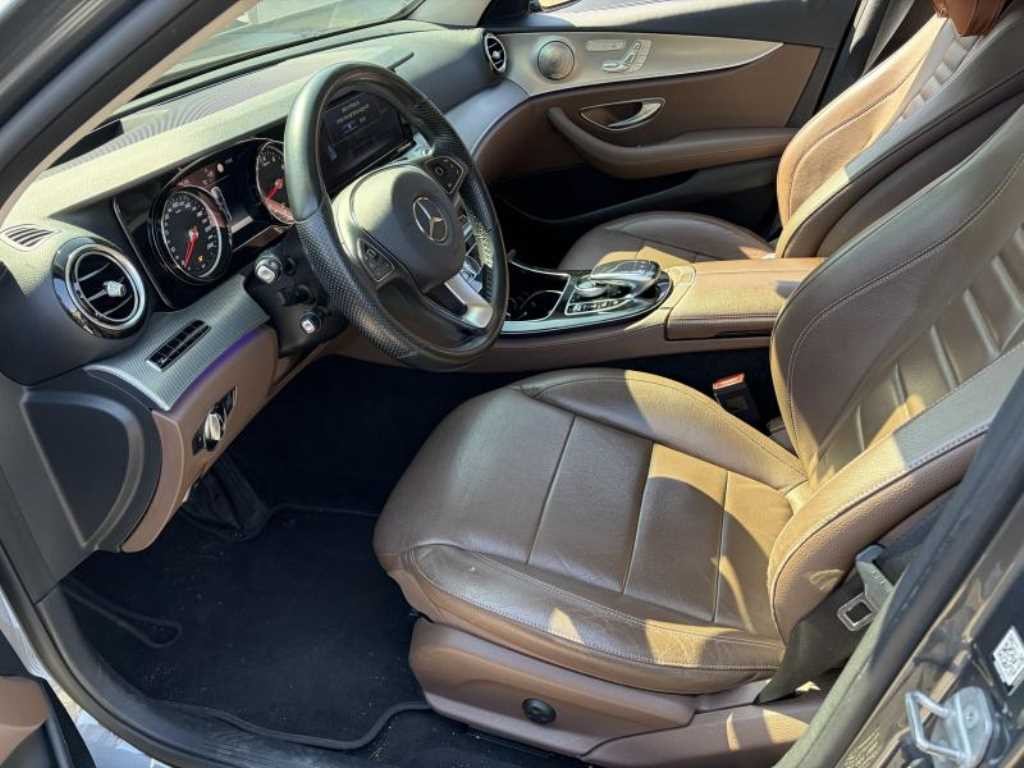 벤츠 E 클래스 E-클래스 W213 E200 아방가르드 이미지 4