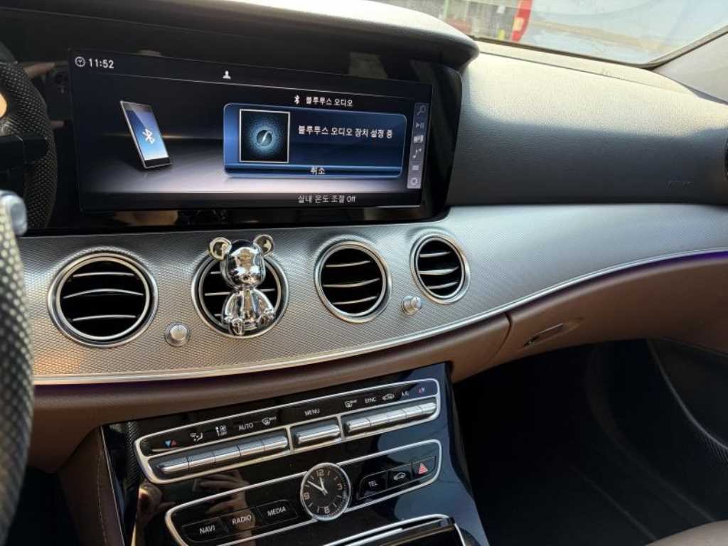 벤츠 E 클래스 E-클래스 W213 E200 아방가르드 이미지 6