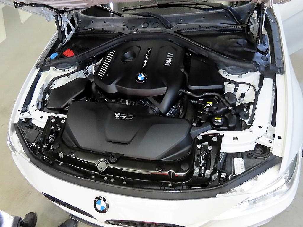BMW 3시리즈 3시리즈 (F30) 330i M 스포츠 쉐도우 이미지 19