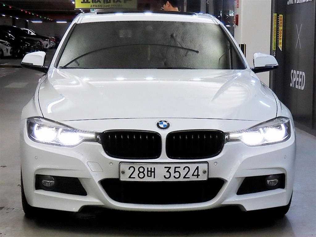 BMW 3시리즈 3시리즈 (F30) 330i M 스포츠 쉐도우 이미지 2