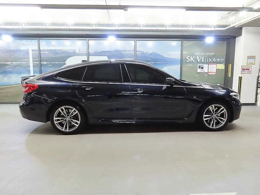 BMW 그란투리스모 6시리즈 GT (G32) 630i xDrive M 스포츠 이미지 3