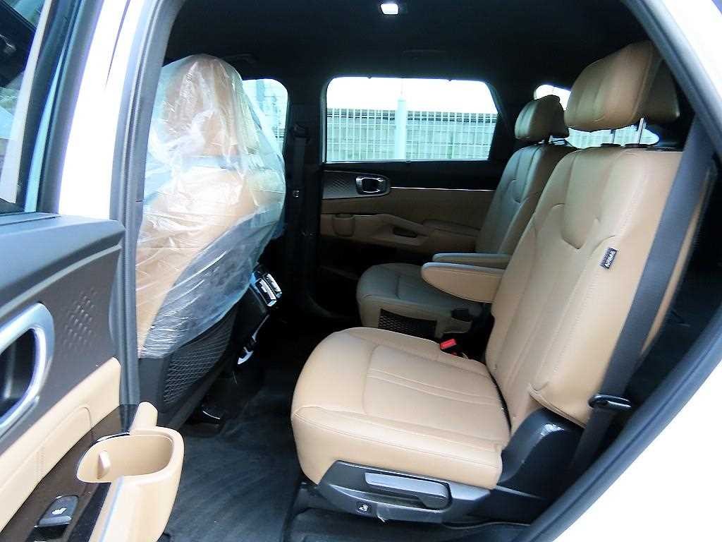 기아 쏘렌토 더 뉴 쏘렌토 4세대 가솔린 2.5T 2WD 시그니처 이미지 6