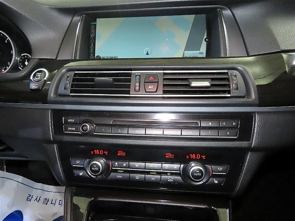 BMW 5시리즈 5시리즈 (F10) 520d 럭셔리 이미지 11