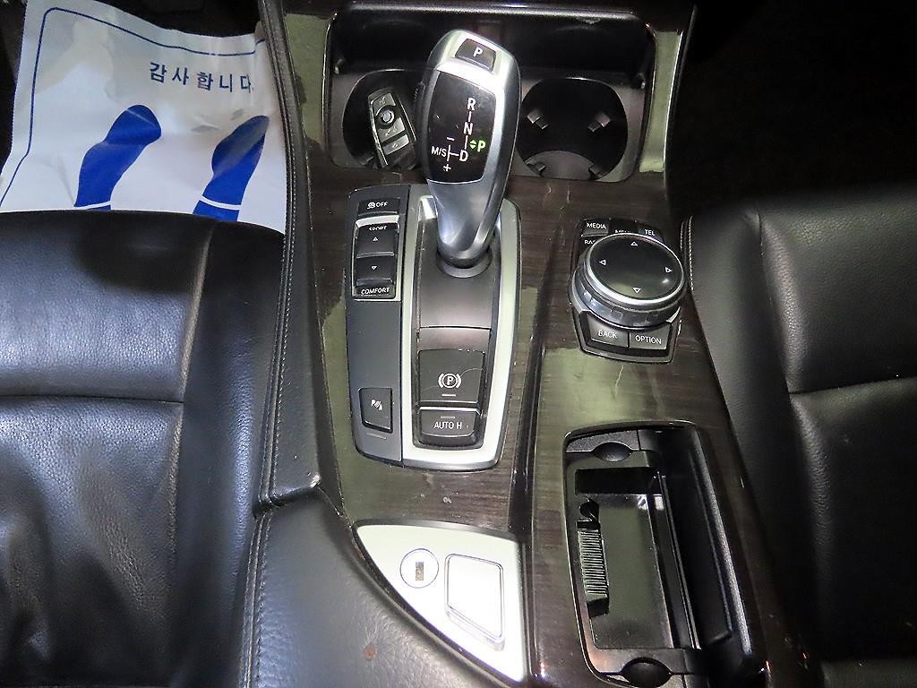 BMW 5시리즈 5시리즈 (F10) 520d 럭셔리 이미지 12