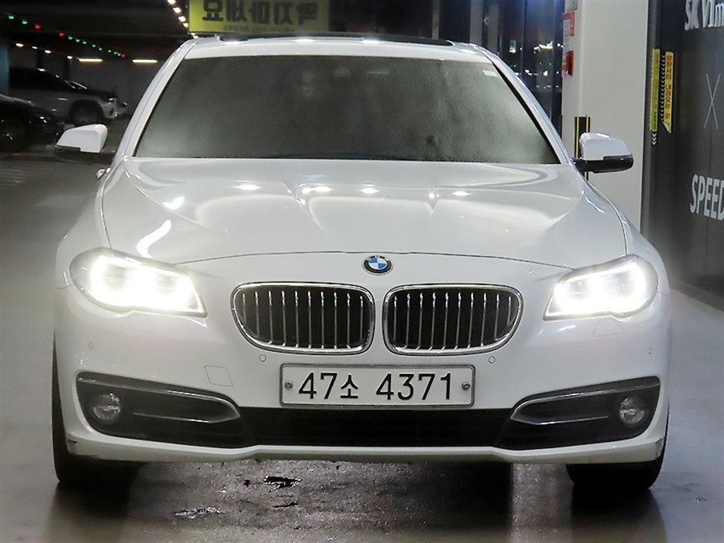 BMW 5시리즈 5시리즈 (F10) 520d 럭셔리 이미지 2