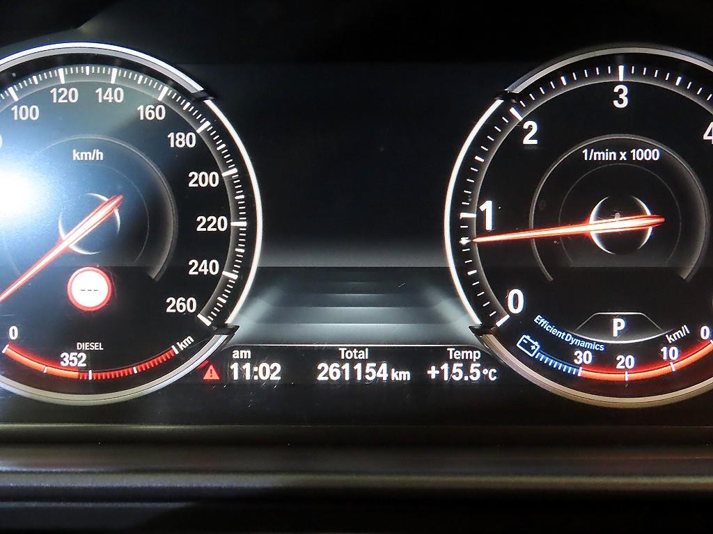 BMW 5시리즈 5시리즈 (F10) 520d 럭셔리 이미지 9