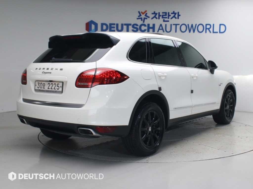 포르쉐 카이엔 뉴 카이엔 3.0 디젤 이미지 2