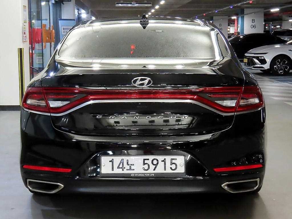 현대 그랜저 그랜저 IG 2.4 GDI 프리미엄 스페셜 이미지 5